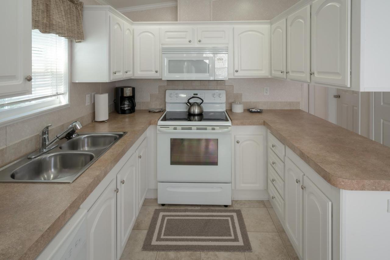 Groves Rv Resort Harlem Heights Exterior foto